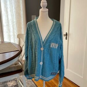Never Worn Authentic Taylor Swift Taylor’s Version 1989 Cardigan MD/LG